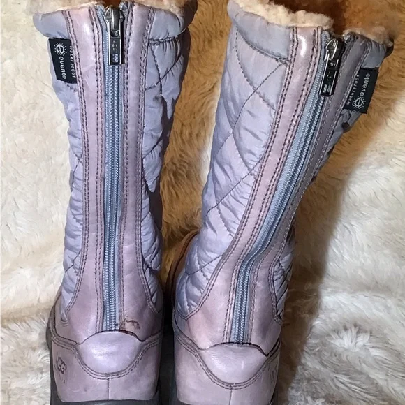 Ugg leather/quilted zip up boots 8 - Picture 10 of 10